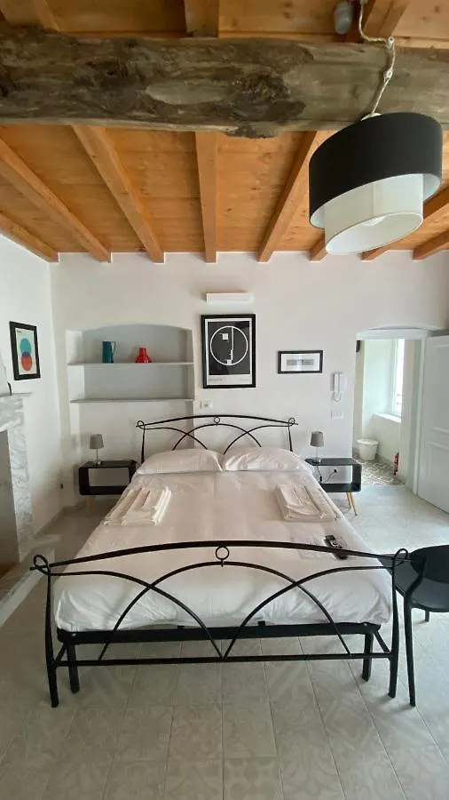 B&B Gronda Via Vandelli Massa  Italy
